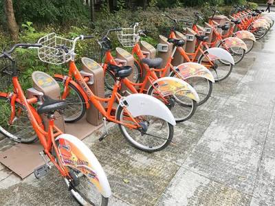【新报话题】共享单车PK公共自行车 当“共享”遇上“公共”你更青睐谁?